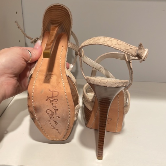 Alice and Olivia Cream Python strapped heels - Picture 4 of 5